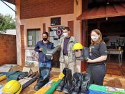 Entrega de herramientas de combate y equipos de protección personal a los Bomberos Forestales de San Rafael